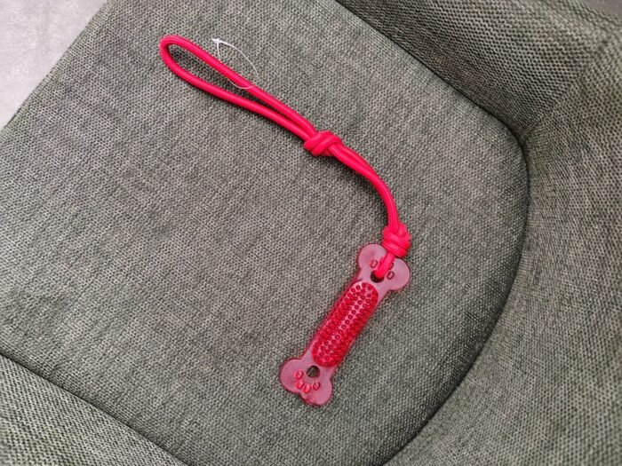 Pull Rope with a cleaning bone